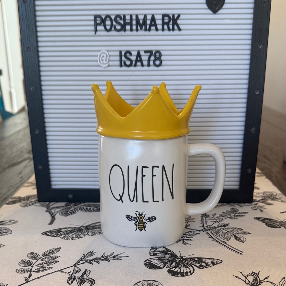 RAE DUNN By Magenta Queen Mug with Yellow Crown Lid